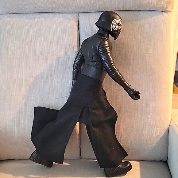 Star Wars The Force Awakens 18" Kylo Ren Action Figure Poseable Jakks Pacific - Picture 5 of 9